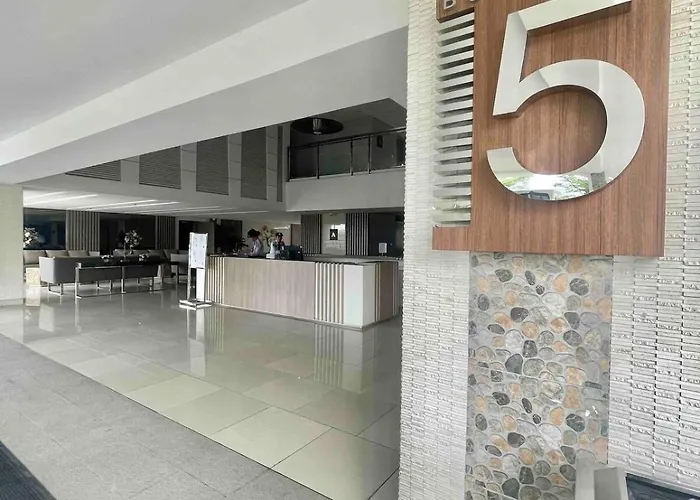 Staycation In Near Naia Airport Apartamento Manila
